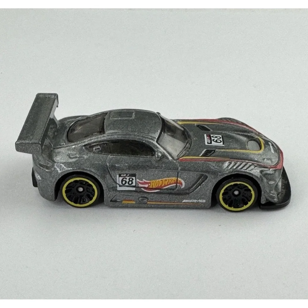 Hot Wheels 16 Mercedes-AMG GT3 ZAMAC Silver #68 Legends of Speed FJV46 Diecast